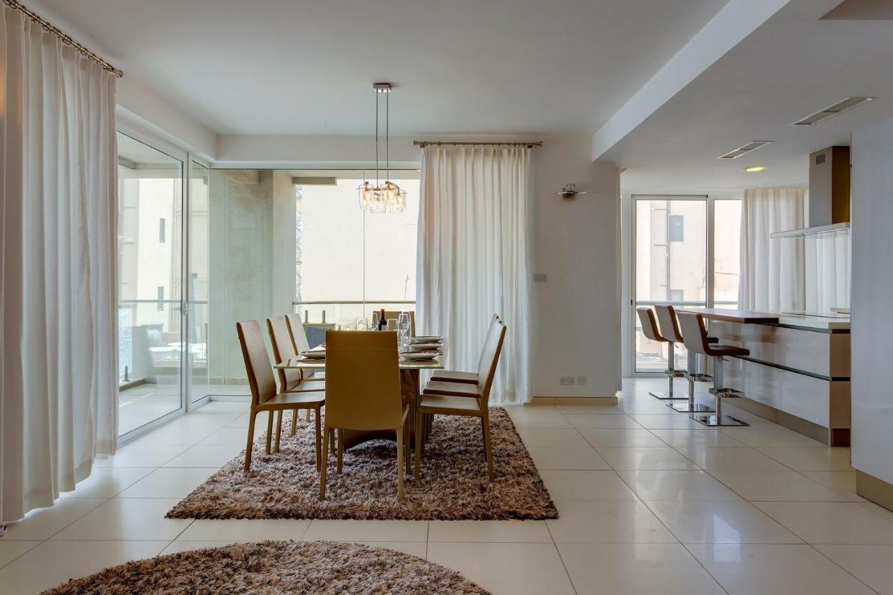 Contemporary, Luxury Apartment With Valletta And Harbour Views Sliema Dış mekan fotoğraf