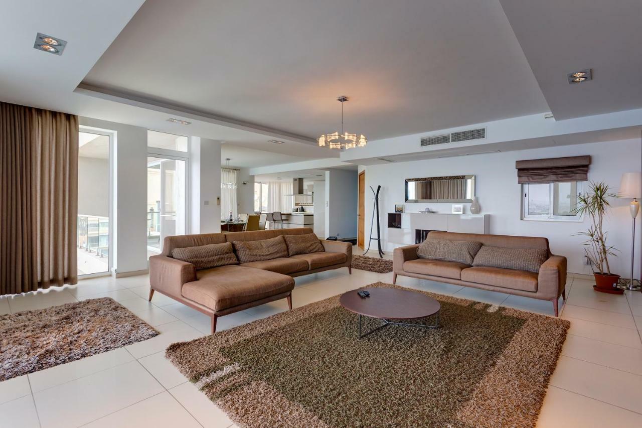 Contemporary, Luxury Apartment With Valletta And Harbour Views Sliema Dış mekan fotoğraf