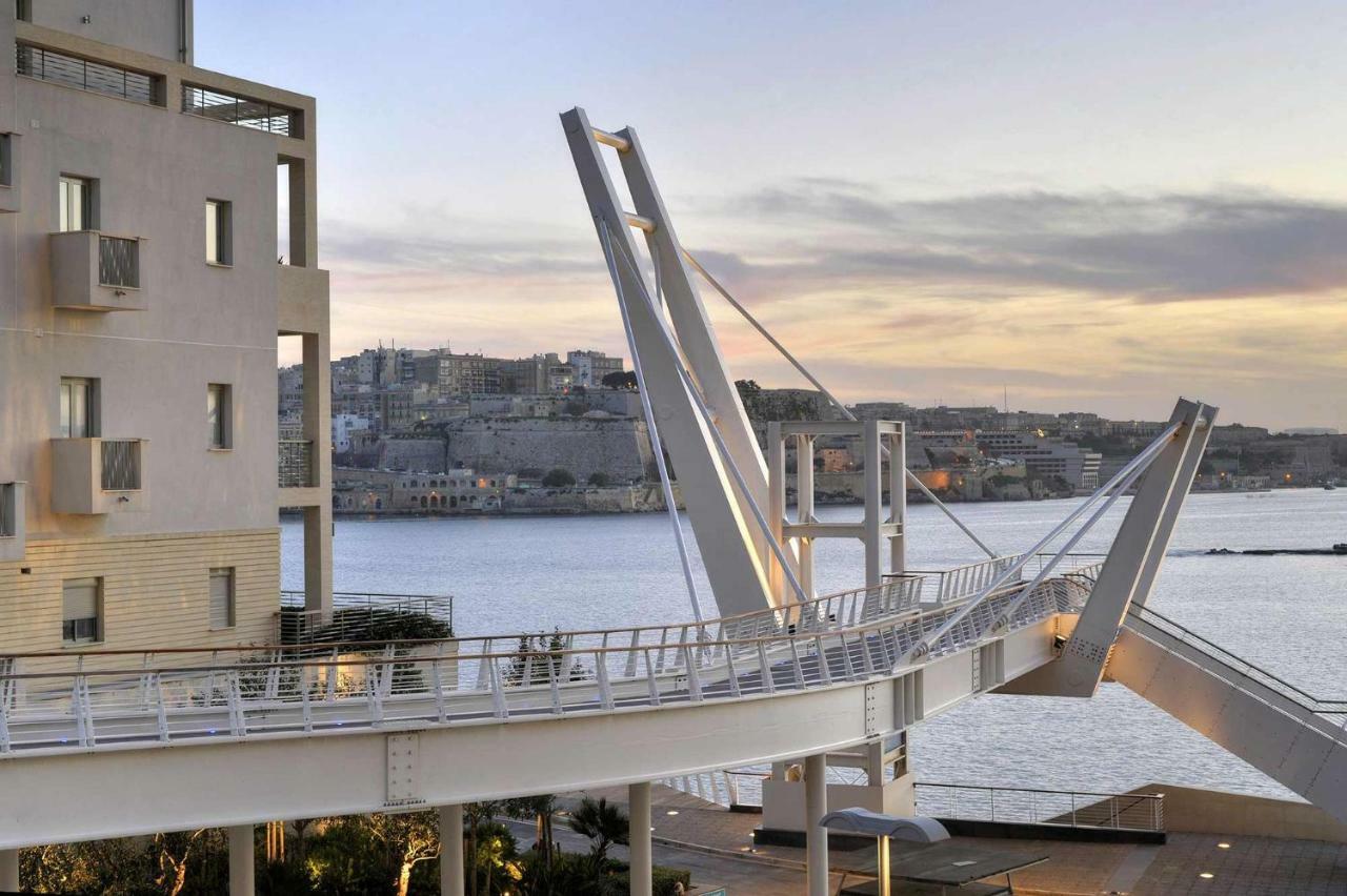 Contemporary, Luxury Apartment With Valletta And Harbour Views Sliema Dış mekan fotoğraf
